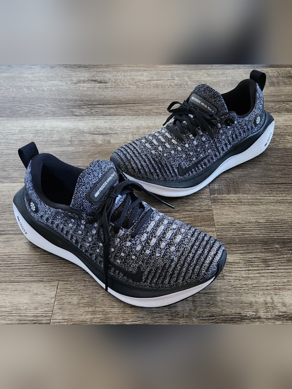 **GREAT CONDITION** Nike React Infinity Run 4 Flyknit OREO Size 9.5 Black White